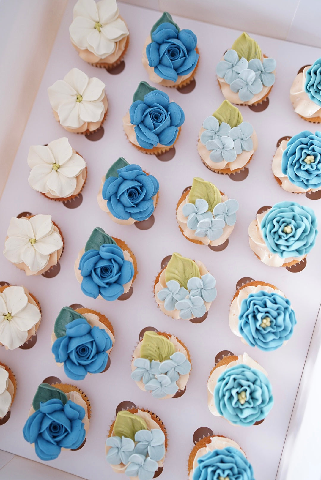Mini floral cupcakes