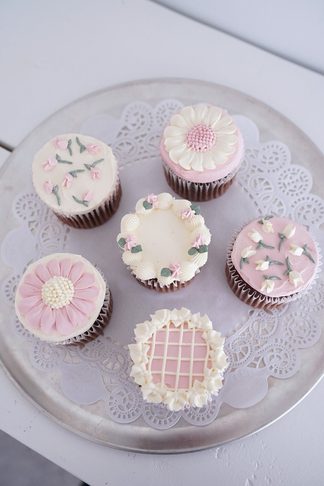 Pink Floral Cupcakes - Private Workshop