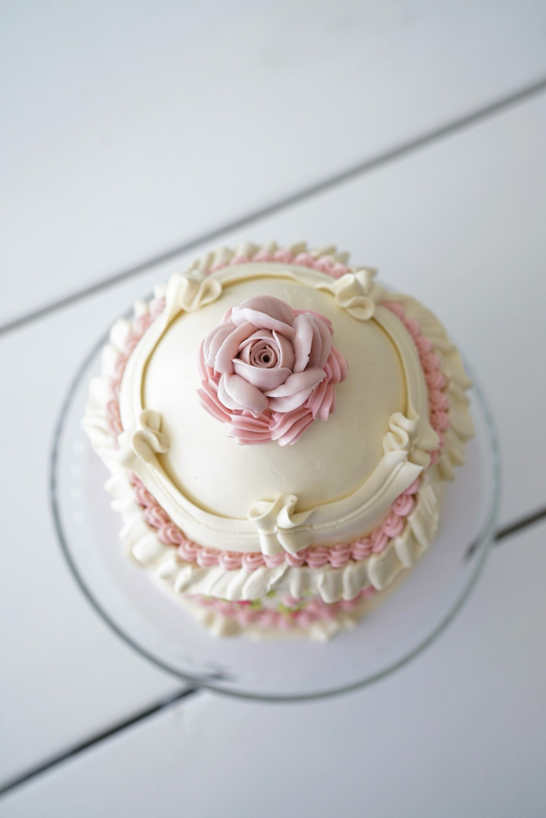 Petite Garden Lambeth Cake